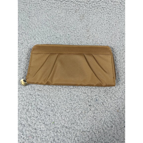 Travelon Tan Full Zip Wallet - Picture 1 of 7